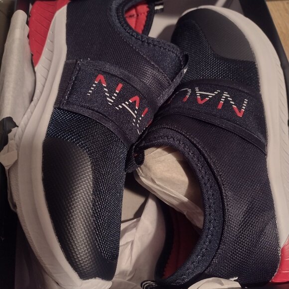 Nautica athletic slip on sneakers new boys size 1 - Picture 1 of 7